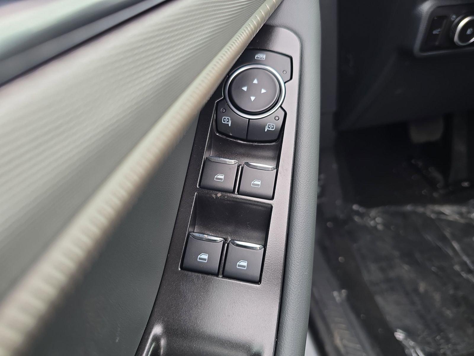 Ford Explorer Active Rwd 4D Sport Utility - Thumbnail 15