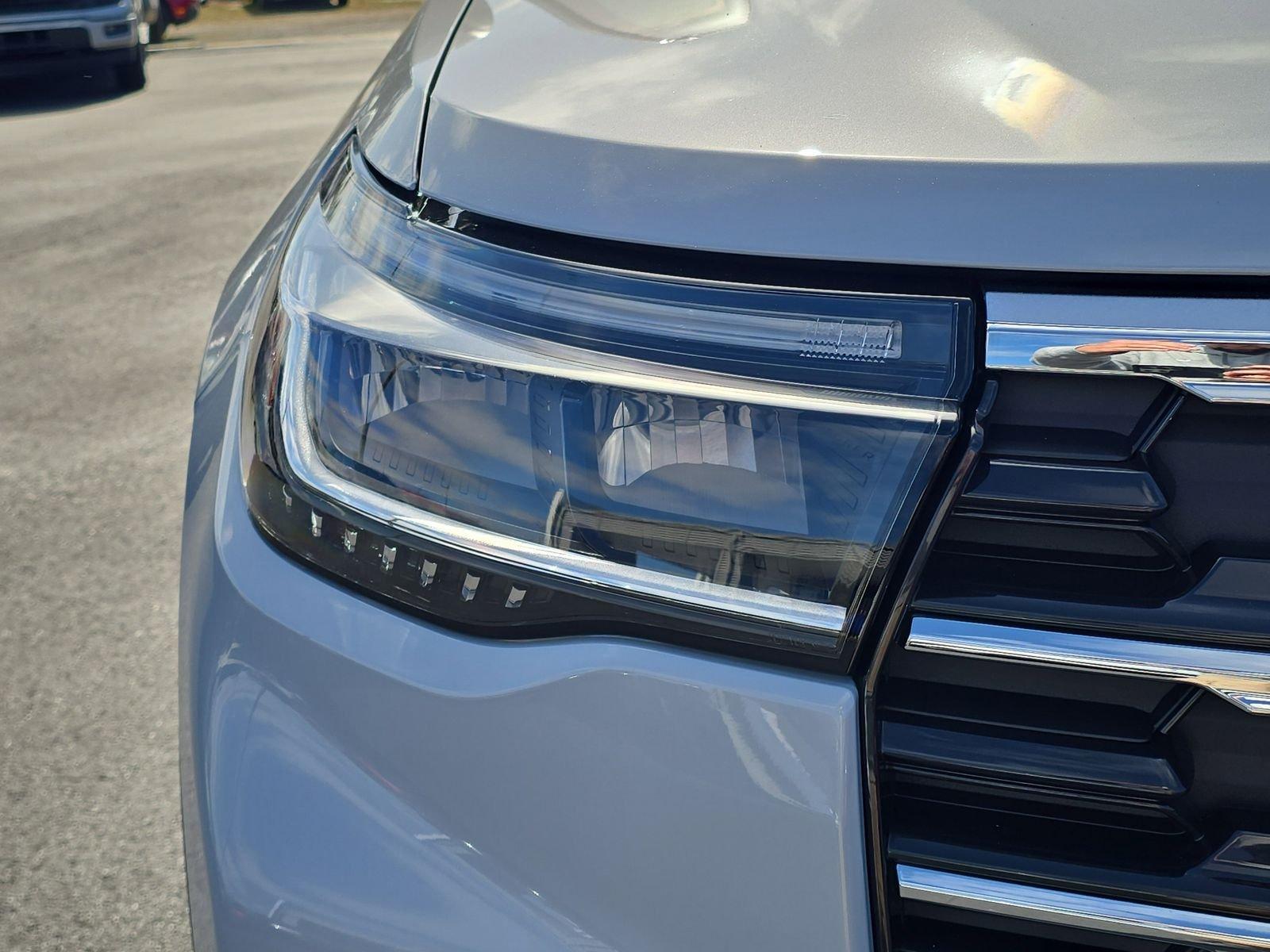 Ford Explorer Active Rwd 4D Sport Utility - Thumbnail 8