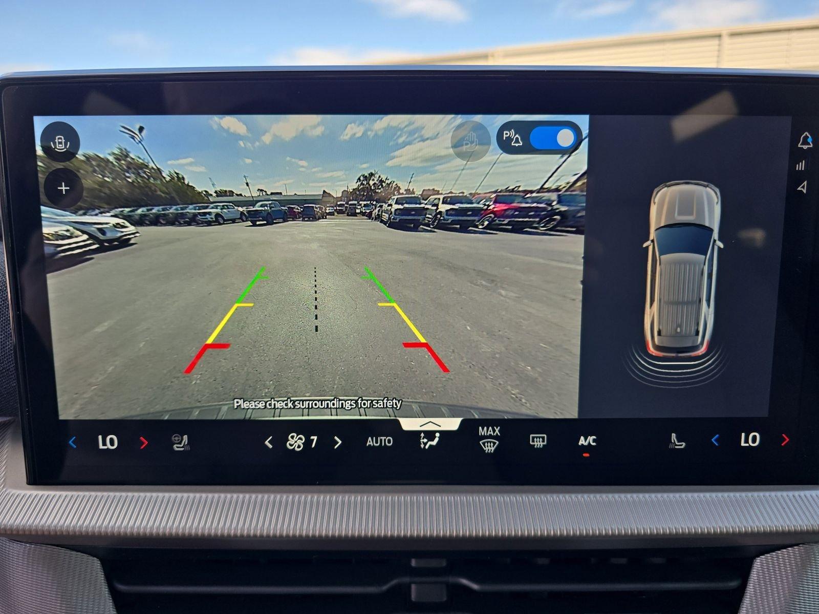 Ford Explorer Active Rwd 4D Sport Utility - Thumbnail 19