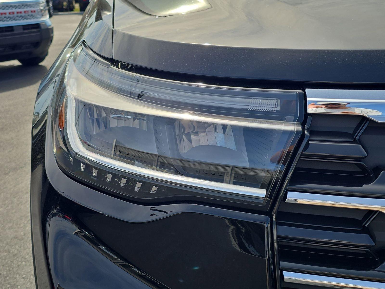 Ford Explorer Active Rwd 4D Sport Utility - Thumbnail 8