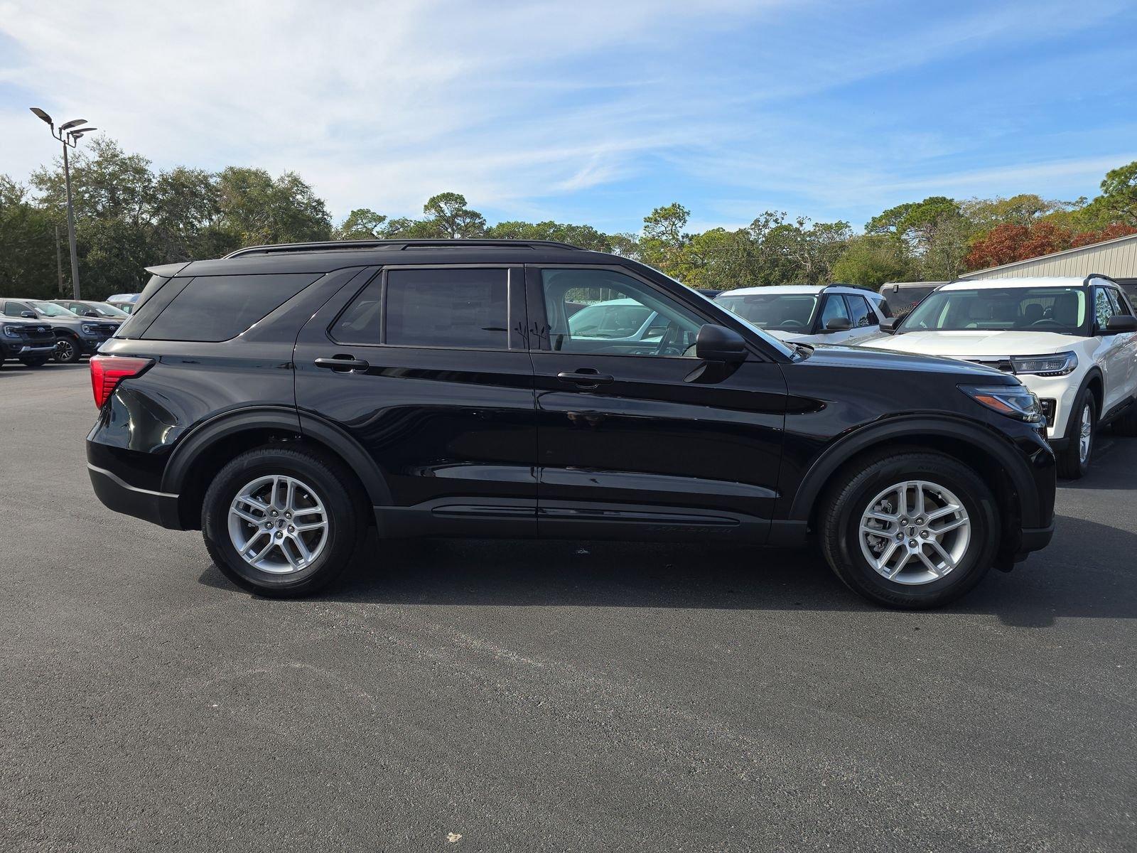 Ford Explorer Active Rwd 4D Sport Utility - Thumbnail 4