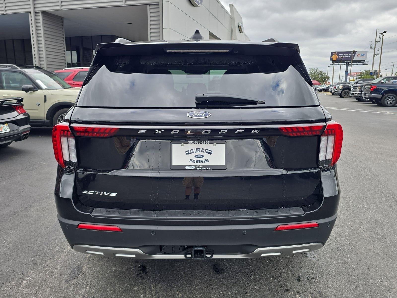 Ford Explorer Active Rwd 4D Sport Utility - Thumbnail 6