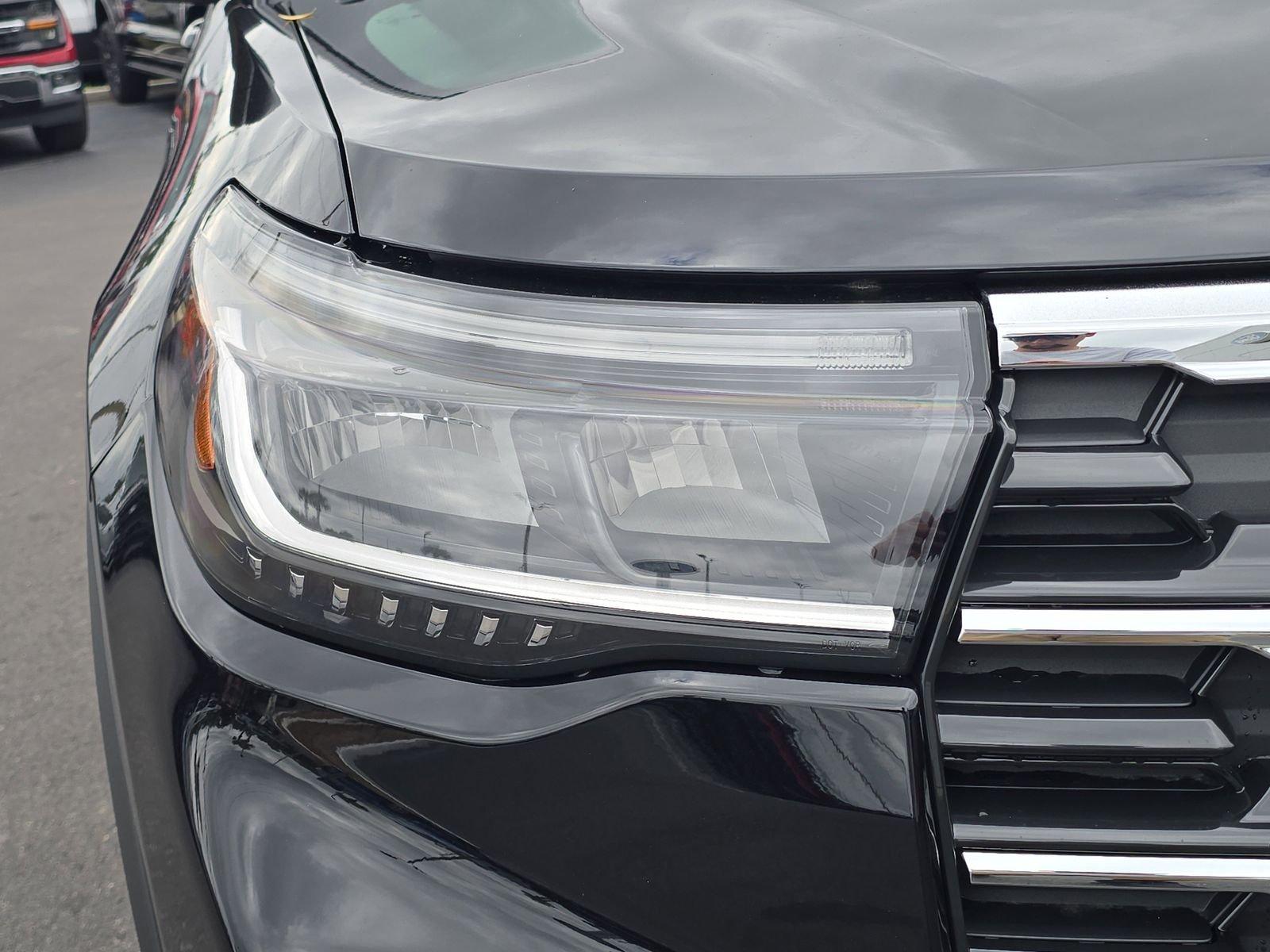 Ford Explorer Active Rwd 4D Sport Utility - Thumbnail 8