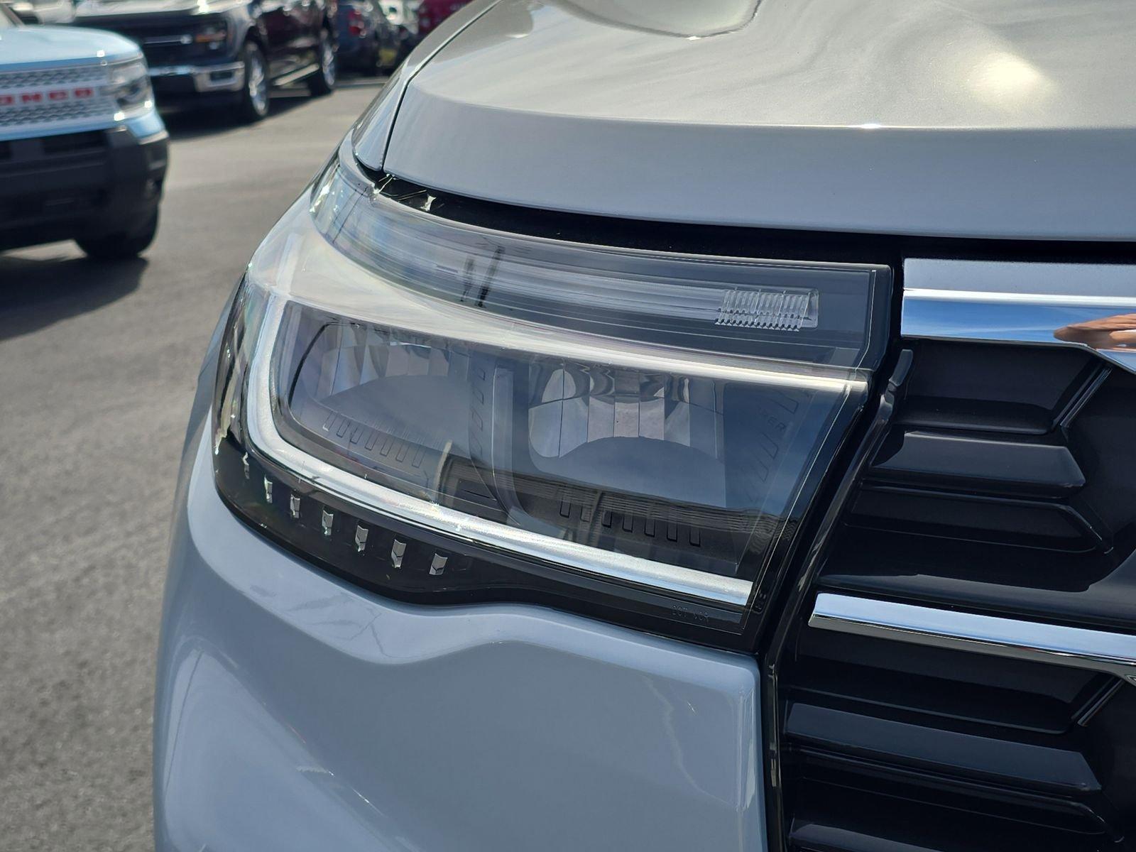 Ford Explorer Active Rwd 4D Sport Utility - Thumbnail 8