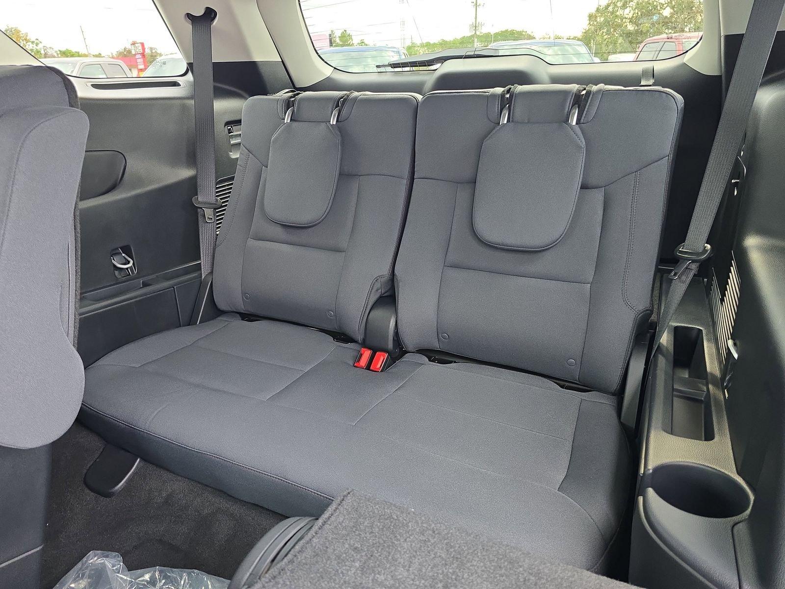 Ford Explorer Active Rwd 4D Sport Utility - Thumbnail 14