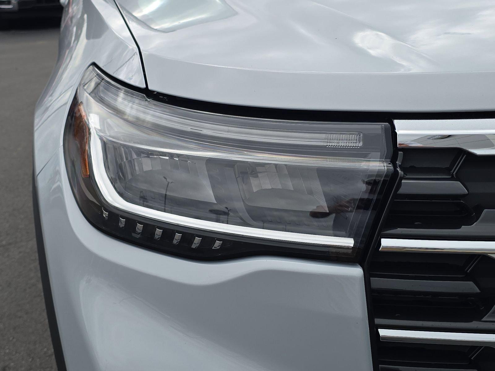 Ford Explorer Active Rwd 4D Sport Utility - Thumbnail 7