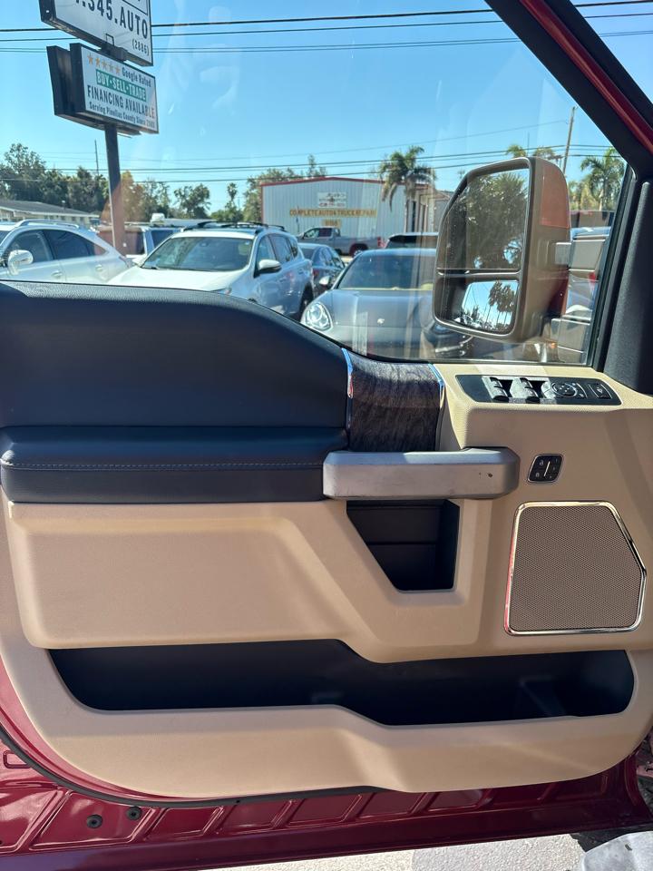 Ford F-250 Sdlariat Crew Cab 4Wd - Thumbnail 14