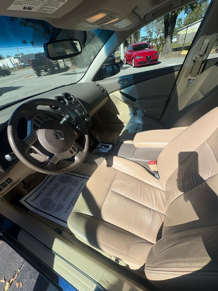 Nissan Altima3.5 Sr - Thumbnail 11