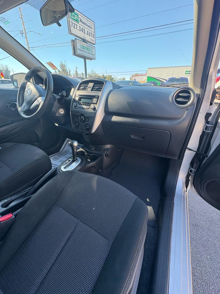 Nissan Versa1.6 S 5M - Thumbnail 16