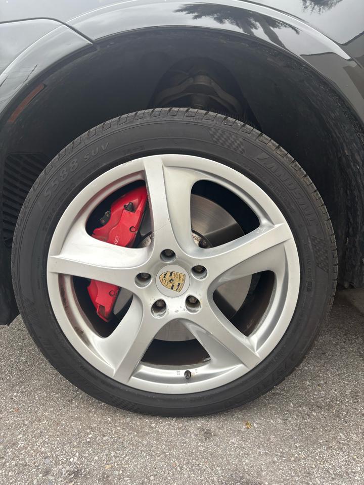 Porsche Cayenneturbo S - Thumbnail 9