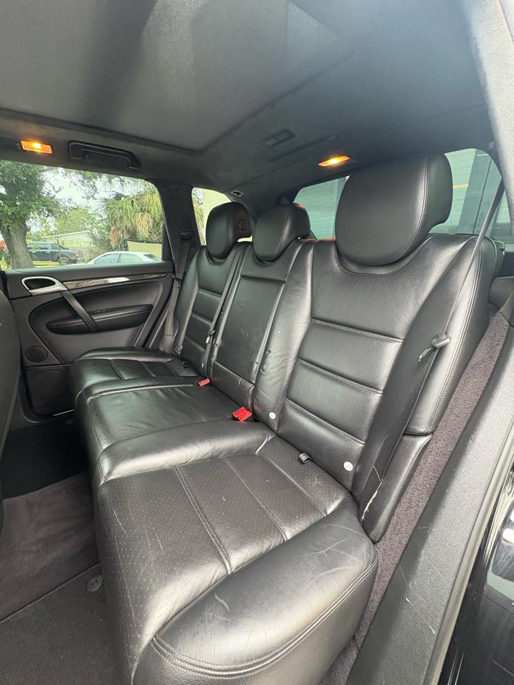 Porsche Cayenneturbo S - Thumbnail 17