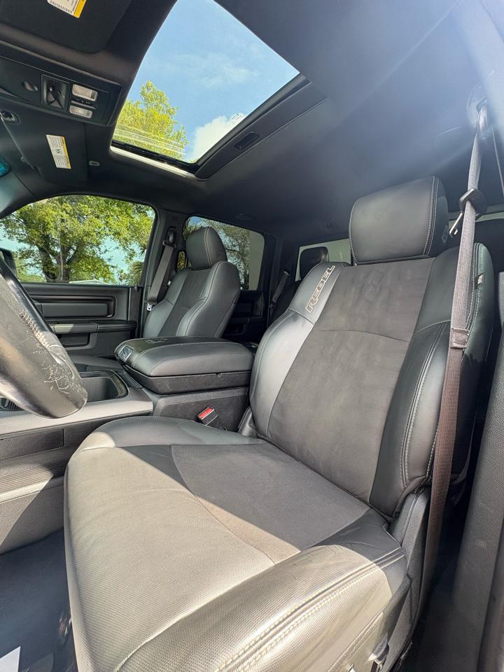 Ram 1500Rebel Crew Cab 4Wd - Thumbnail 10