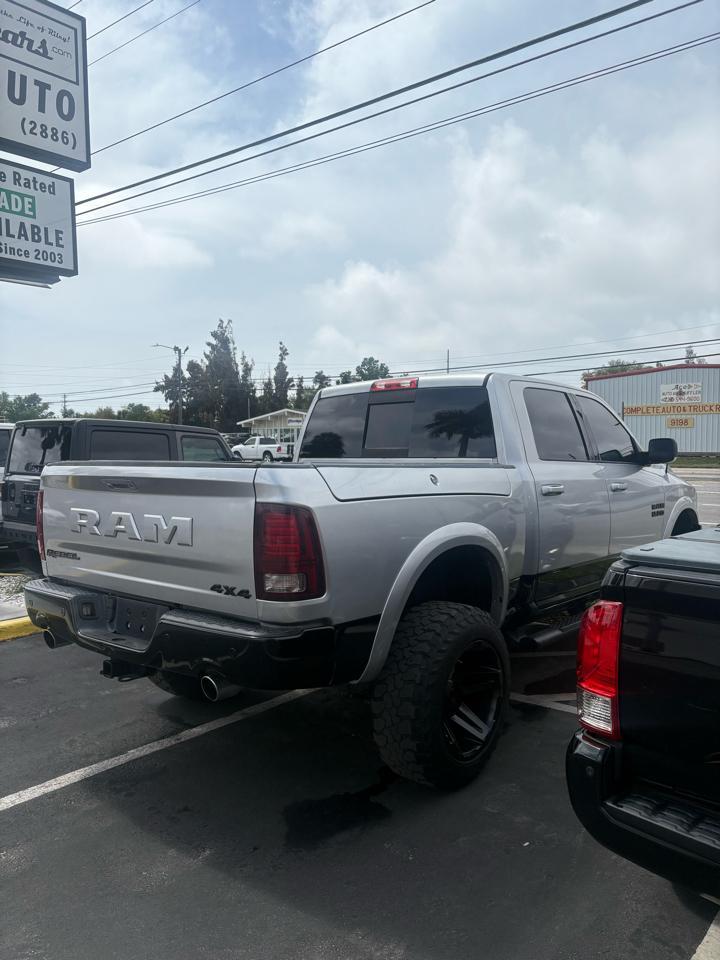 Ram 1500Rebel Crew Cab 4Wd - Thumbnail 7