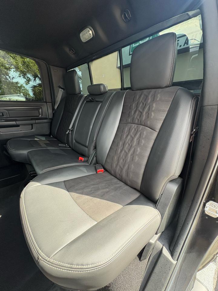 Ram 1500Rebel Crew Cab 4Wd - Thumbnail 13