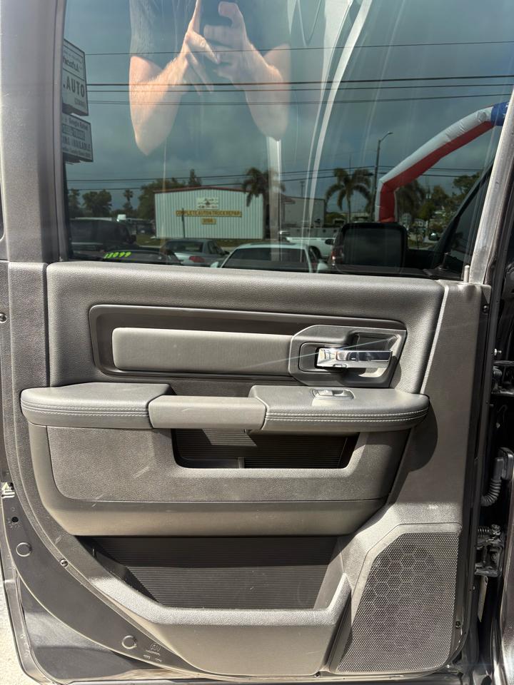 Ram 1500Rebel Crew Cab 4Wd - Thumbnail 11