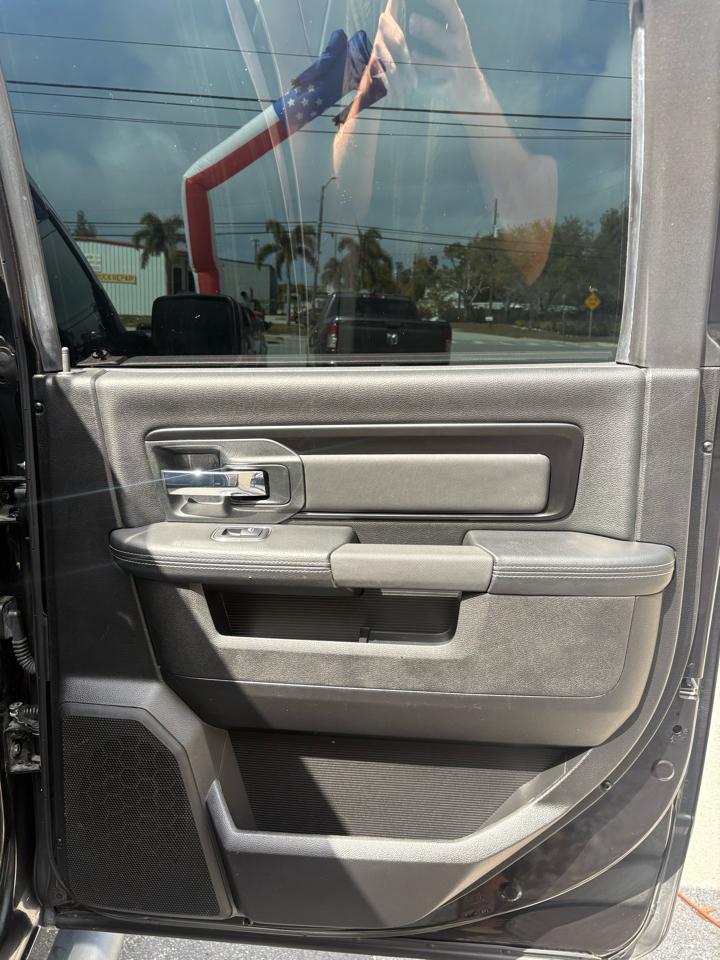 Ram 1500Rebel Crew Cab 4Wd - Thumbnail 16