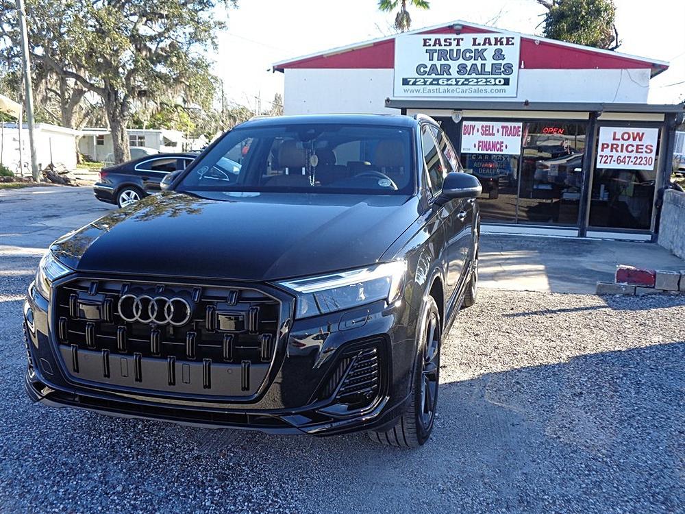 Audi Q7 1 Owner - View 1