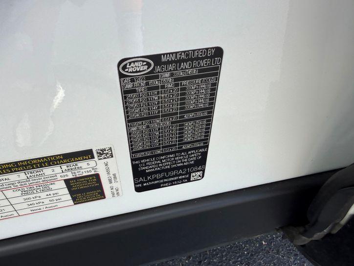 Land Rover Range Rover 7 Seater Lwb Range Rover Carfax 1 Owner | Plant City Florida | Bayshore Automotive - Thumbnail 2