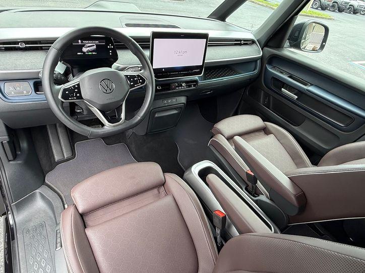 Volkswagen Id. Buzz Id Buzz Loaded Carfax Cert 1 Owner Black Pearl | Plant City Florida | Bayshore Automotive - Thumbnail 4