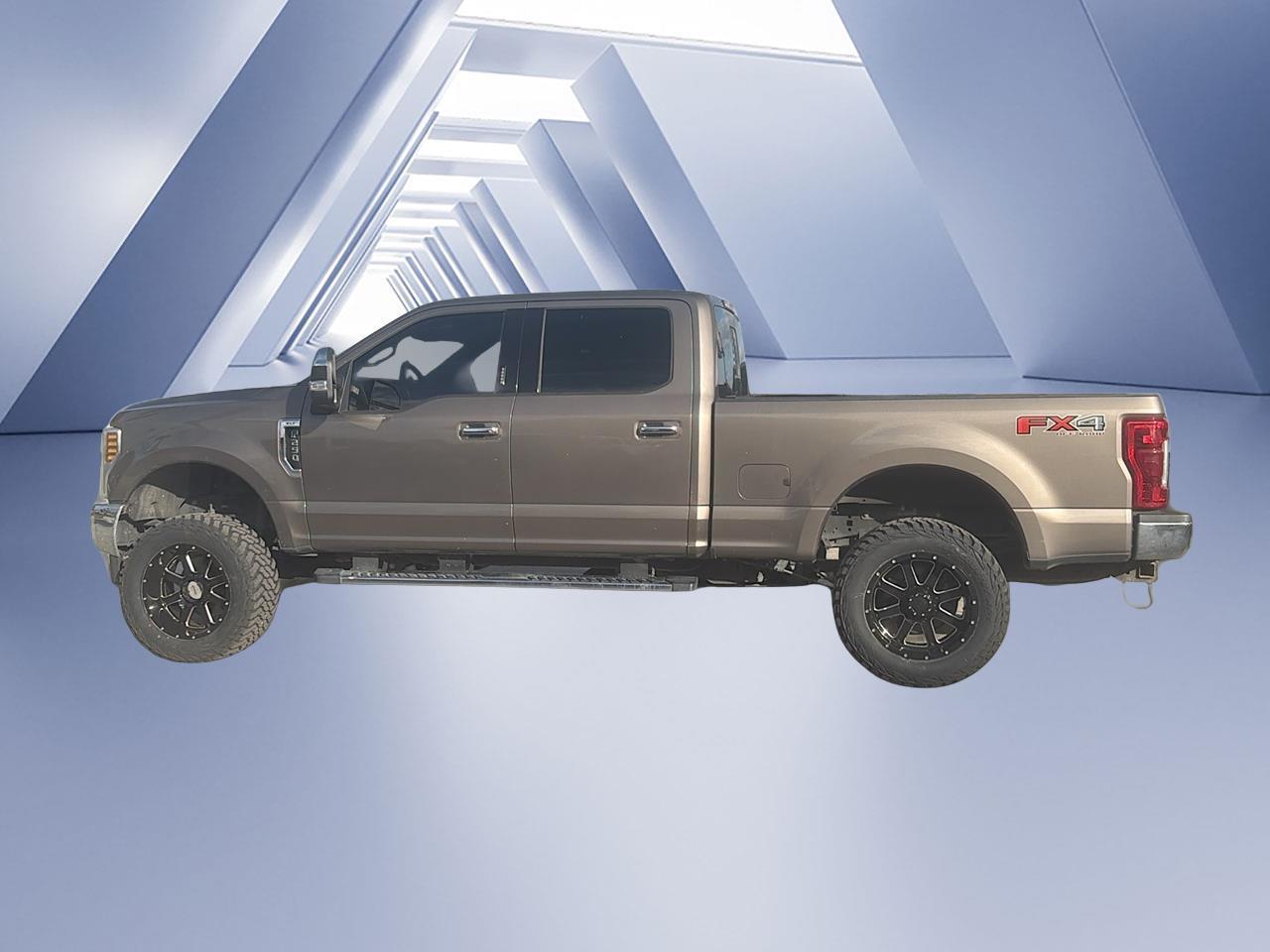 Ford Super Duty F-250 Srwxl 4Wd Crew Cab 6.75' Box - View 1