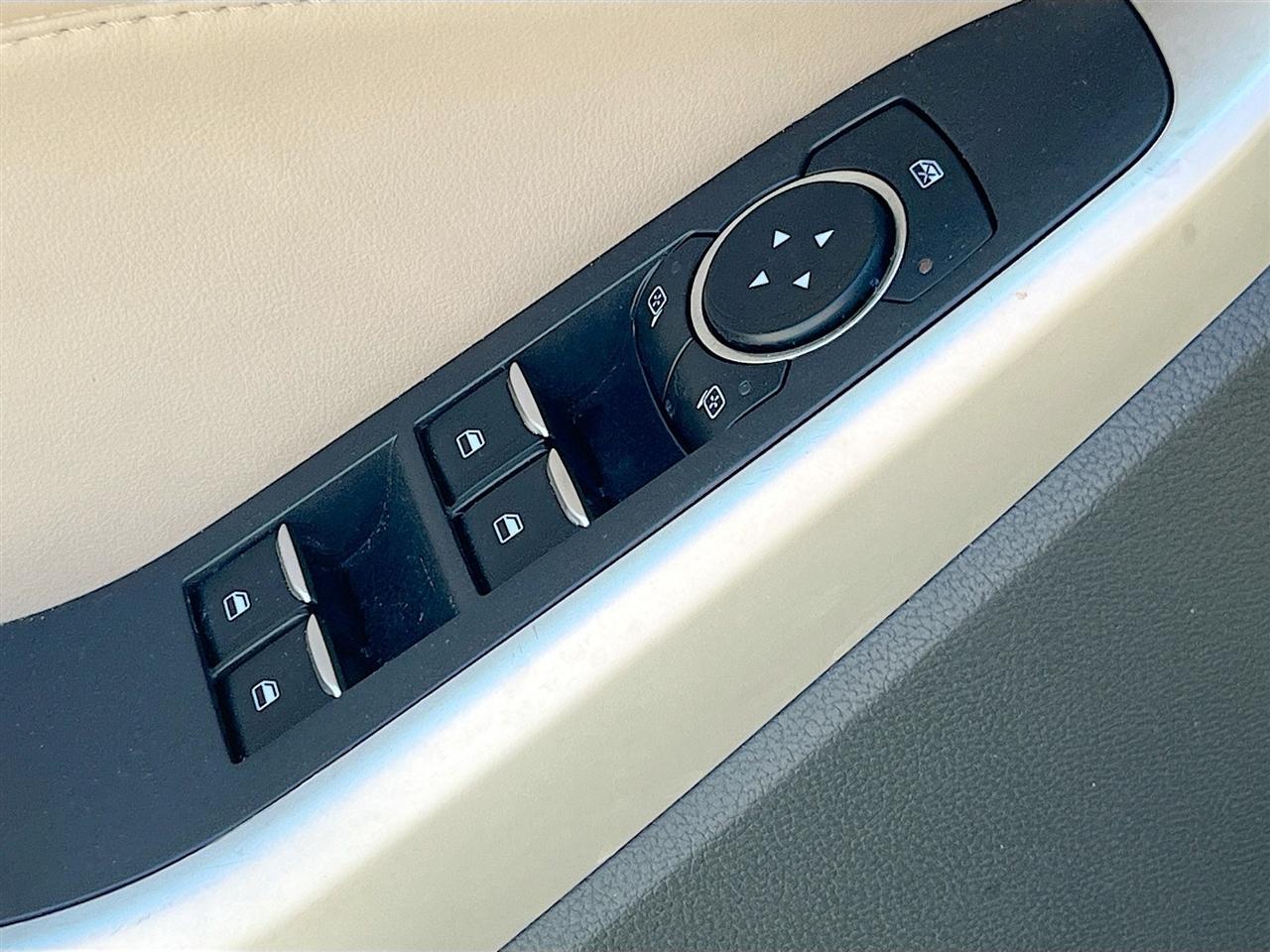 Ford Explorerxlt Rwd - Thumbnail 17