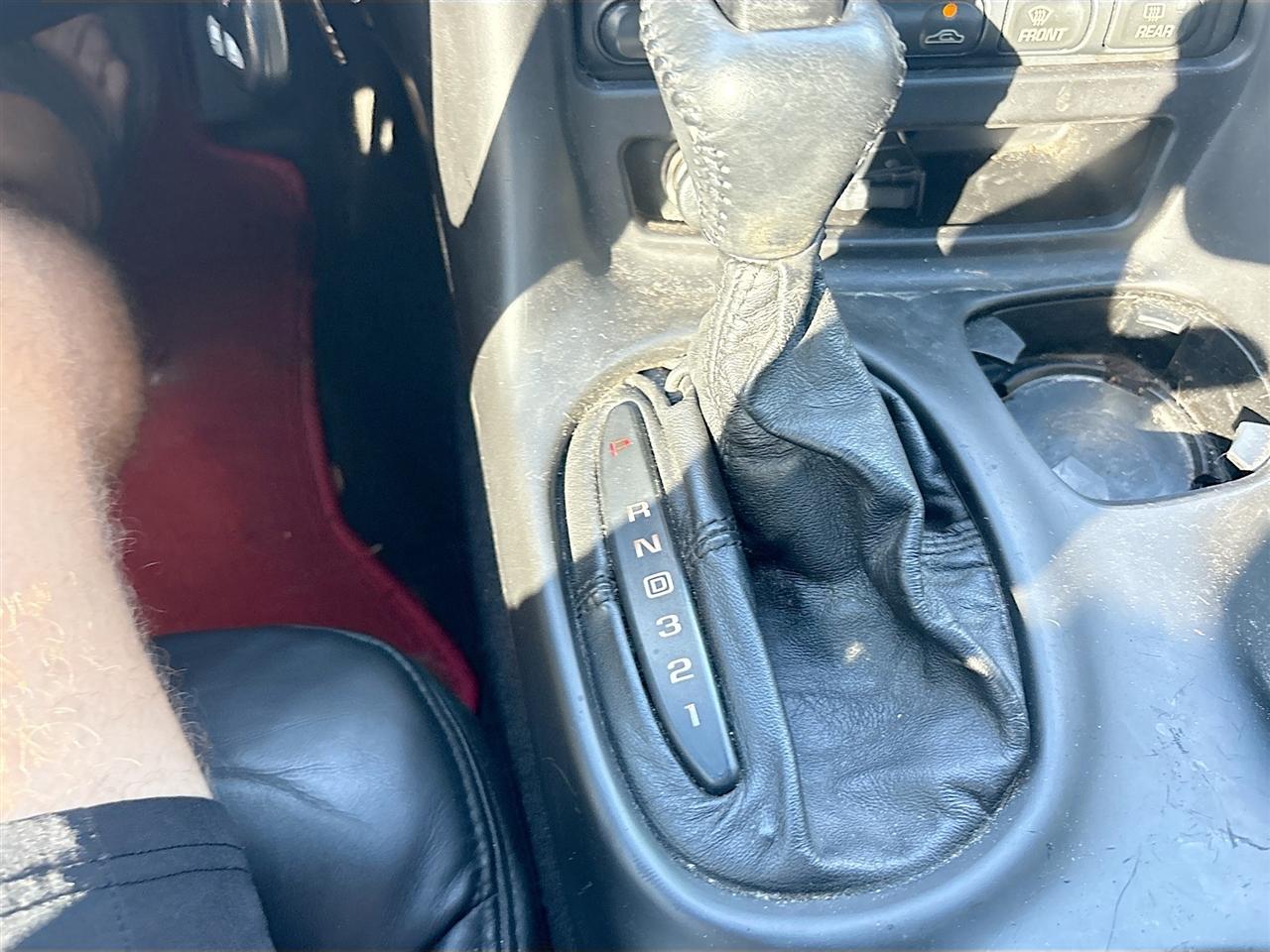 Chevrolet Corvette2Dr Convertible - Thumbnail 16