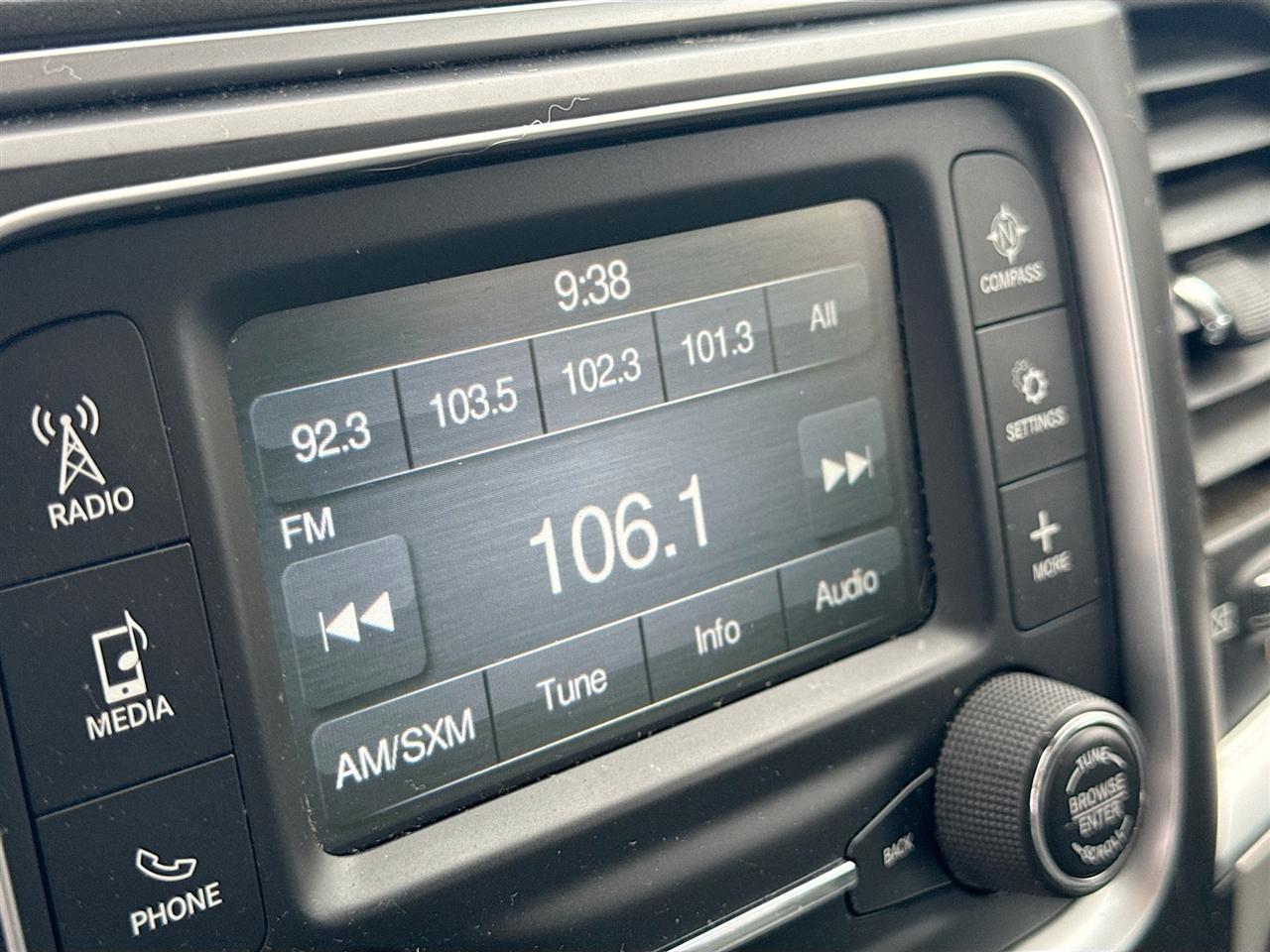 Ram 15004Wd Quad Cab 140.5" Slt - Thumbnail 13