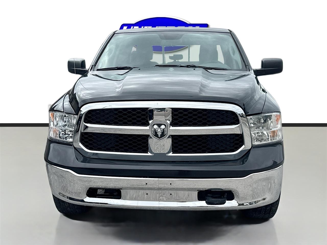 Ram 15004Wd Quad Cab 140.5" Slt - Thumbnail 3