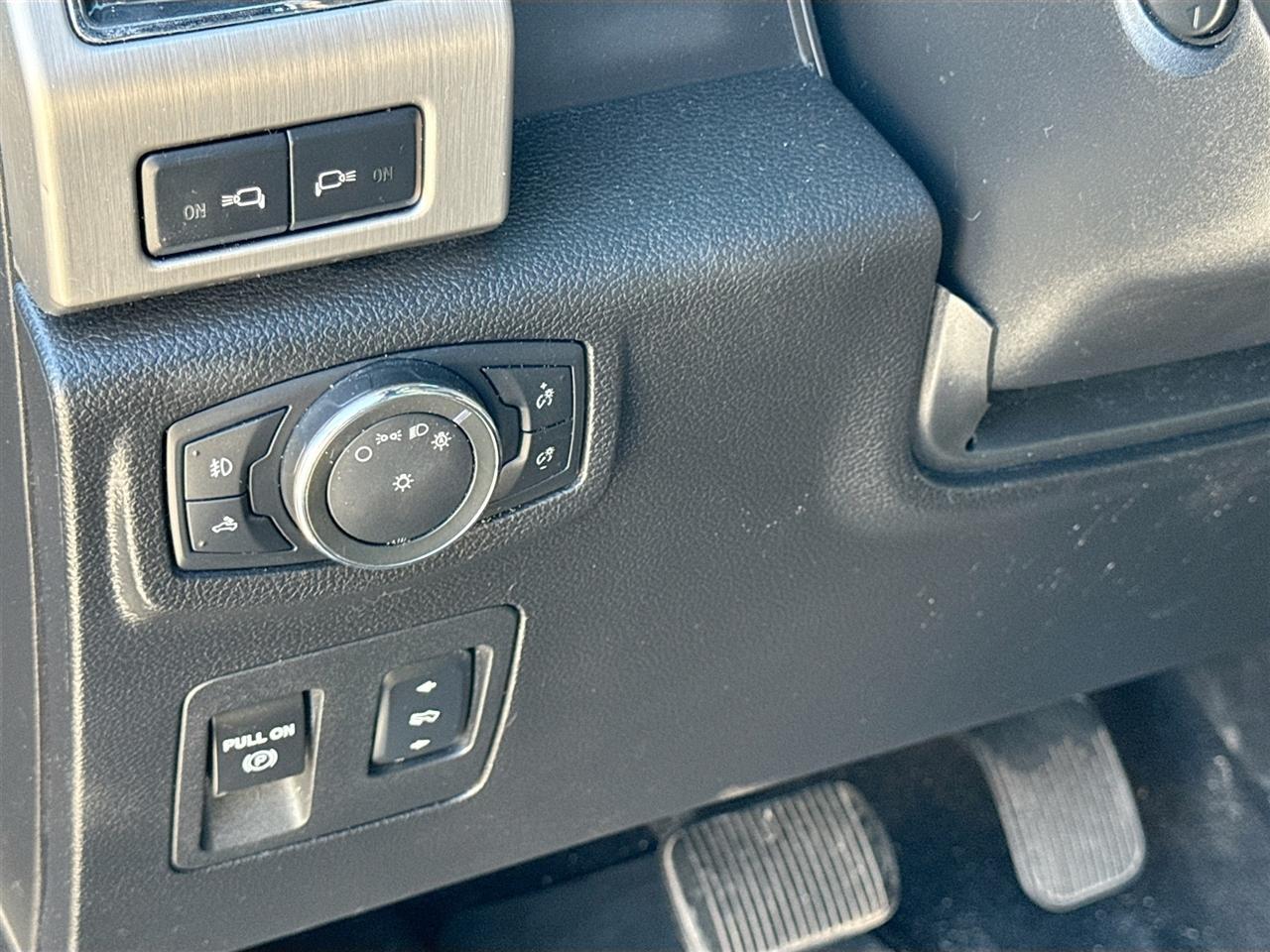 Ford F-150Xl 4Wd Supercrew 5.5' Box - Thumbnail 10