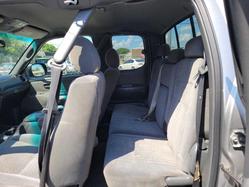 Toyota Tundra - Thumbnail 11