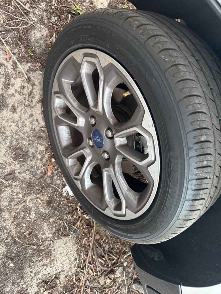 Ford Ecosporttitanium Fwd - Thumbnail 8