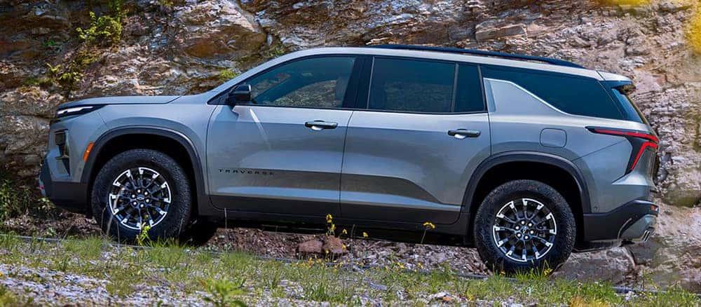 Chevrolet Traverse - Thumbnail 2