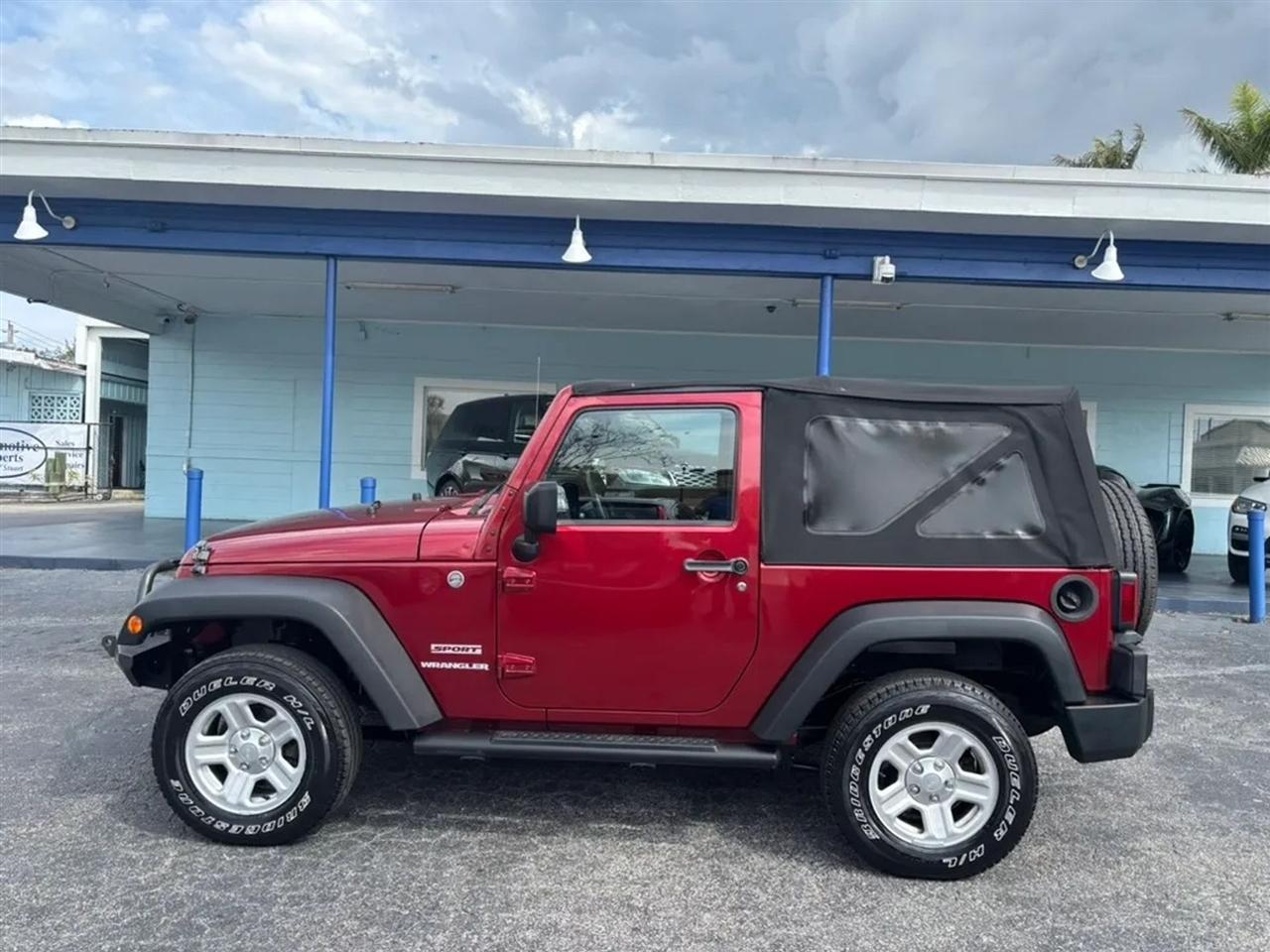 Jeep Wrangler Sport 4Wd - Thumbnail 2