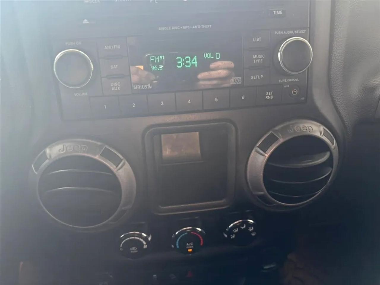 Jeep Wrangler Sport 4Wd - Thumbnail 18