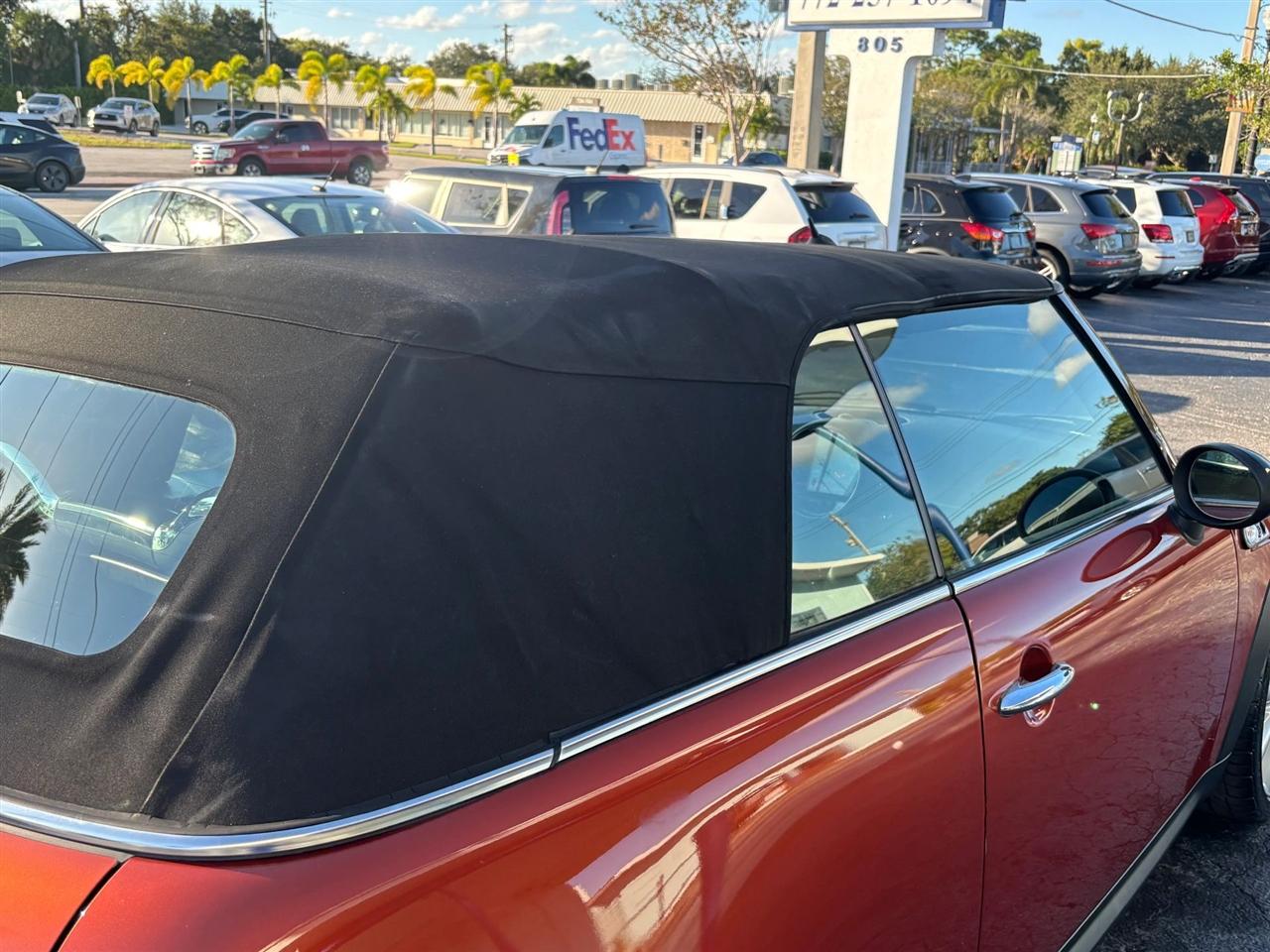 Mini Cooper S Convertible - Thumbnail 13