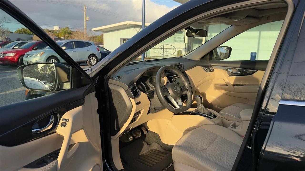 Nissan Rogue Sv 2Wd - Thumbnail 9