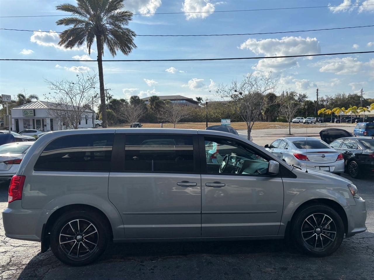 Dodge Grand Caravan Se - Thumbnail 7