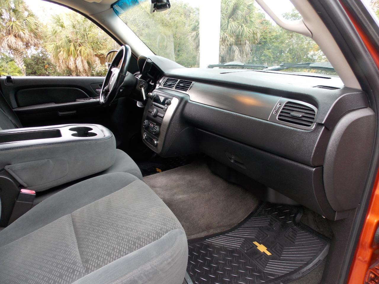 Chevrolet Avalanche2Wd Crew Cab - Thumbnail 18