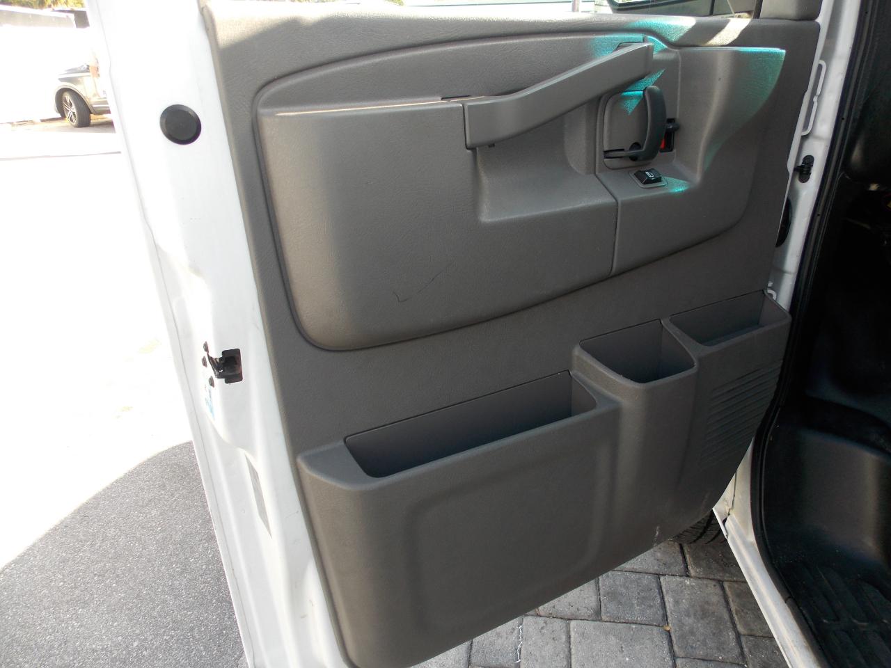 Chevrolet Express Cargo Vanrwd 2500 155" - Thumbnail 19