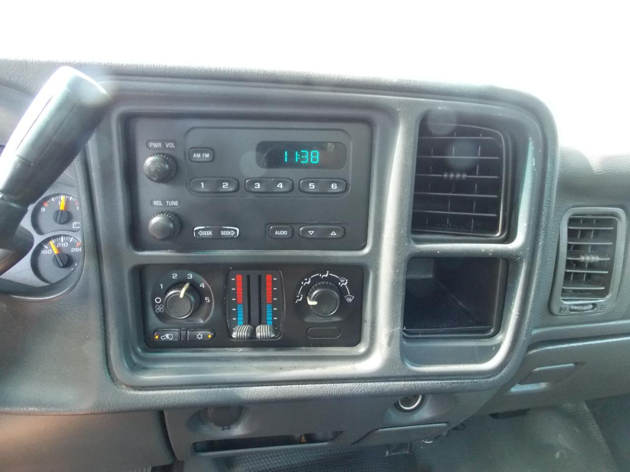 Chevrolet Silverado 1500Reg Cab 133.0" Wb Work Truck - Thumbnail 11