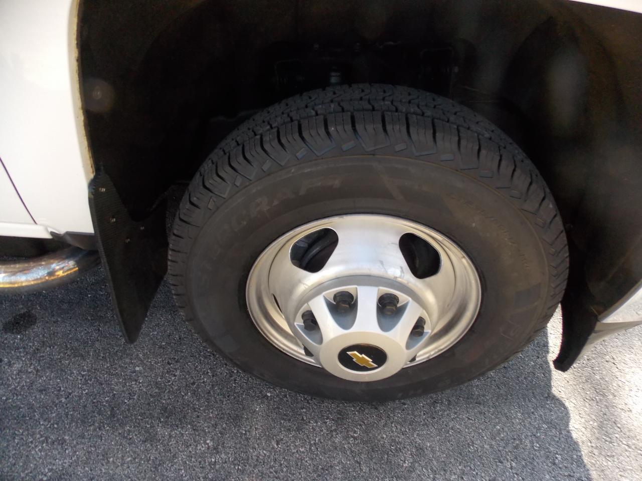 Chevrolet Silverado 3500Hd4Wd Crew Cab 171.5" Wb, - Thumbnail 18