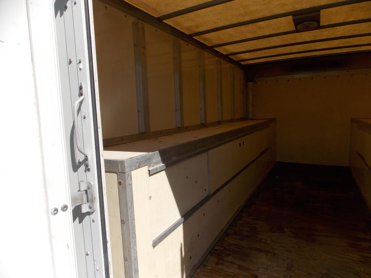 Ford Low Cab Forwardreg Cab 16,000Lb Gvwr - Thumbnail 14