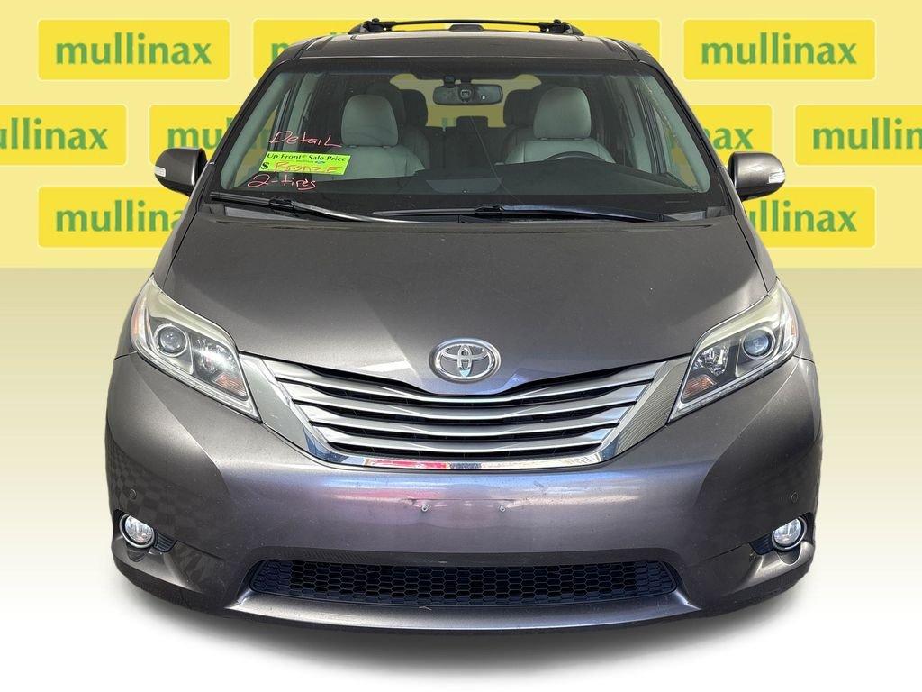 Toyota Sienna L - Thumbnail 17