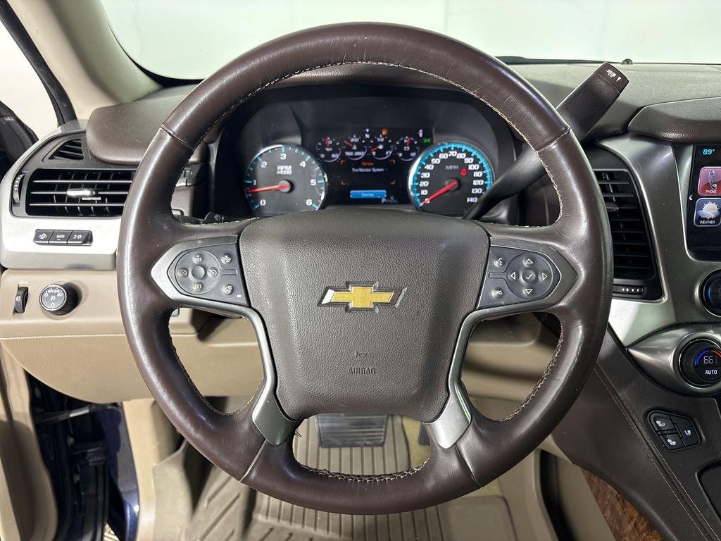Chevrolet Suburban Premier - Thumbnail 18