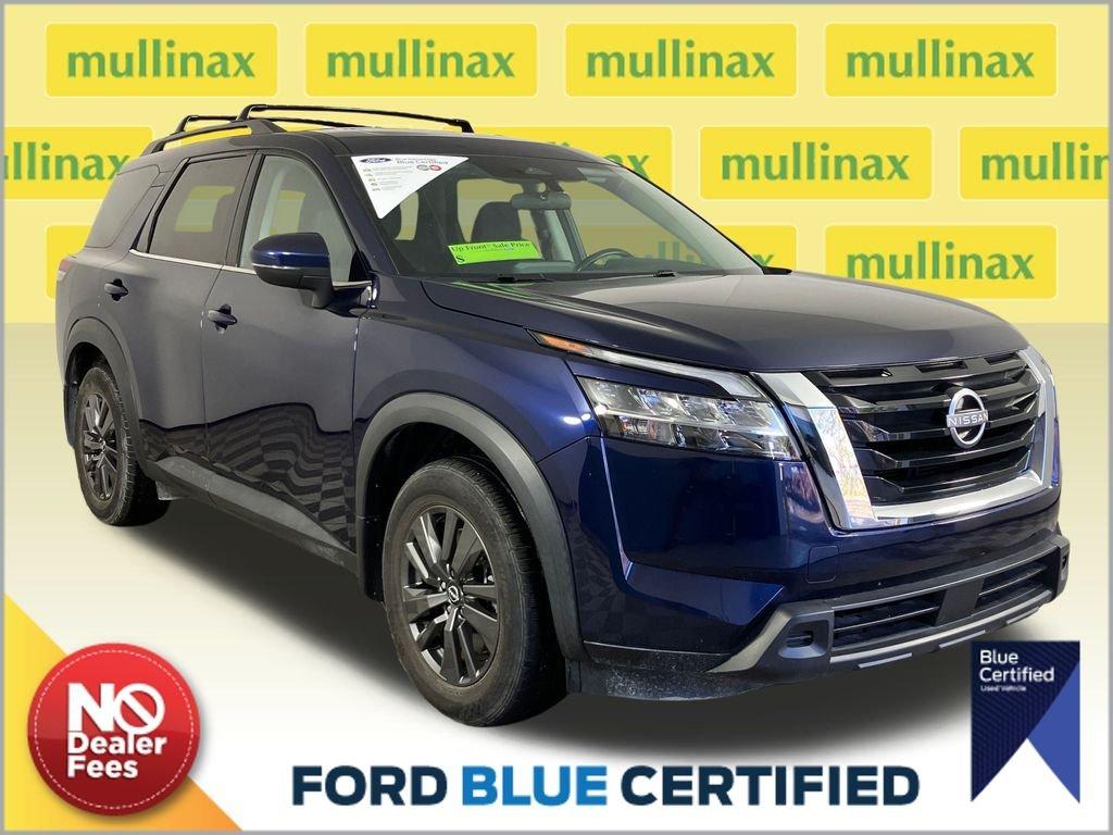 Nissan Pathfinder Sv - Thumbnail 2