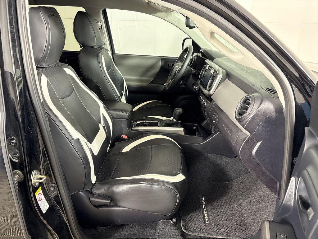 Toyota Tacoma Sr5 - Thumbnail 7