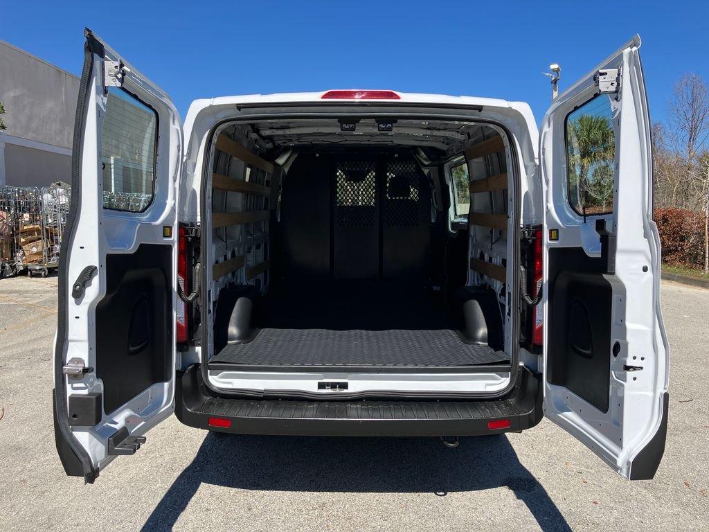 Ford Transit-250 Base - Thumbnail 11