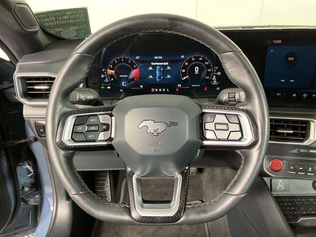 Ford Mustang Ecoboost Premium - Thumbnail 17