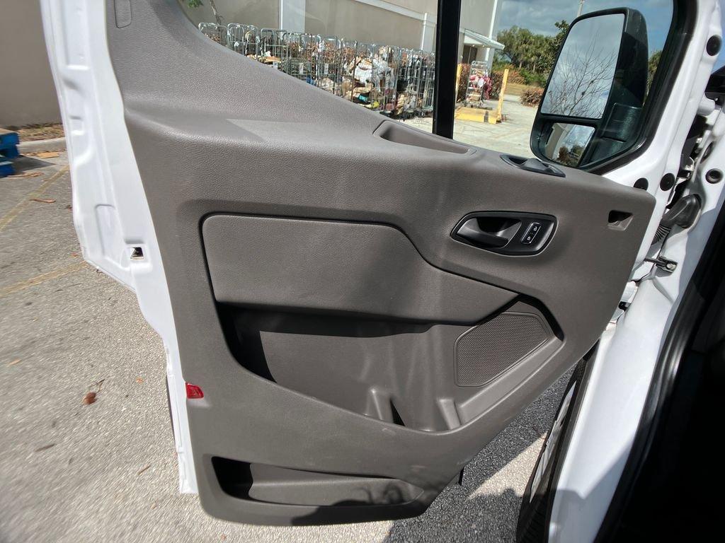 Ford Transit-250 Base - Thumbnail 16