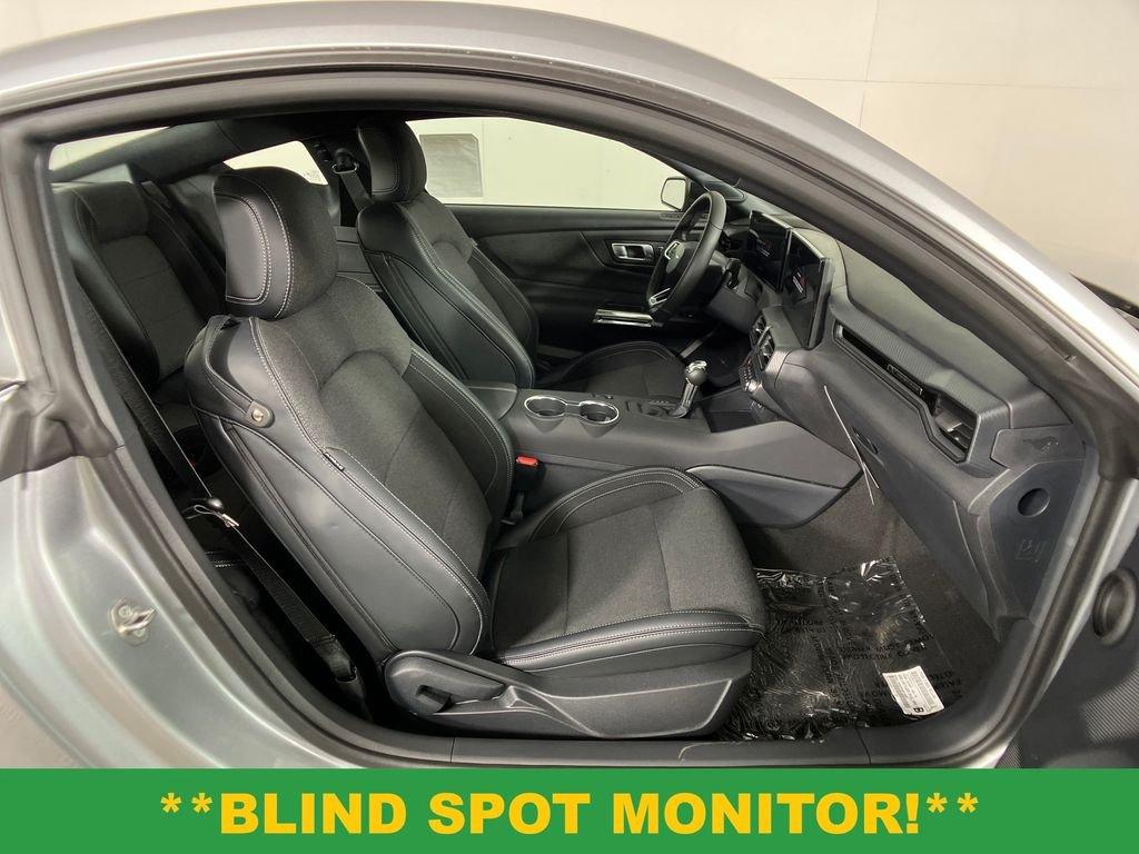 Ford Mustang Ecoboost - Thumbnail 6